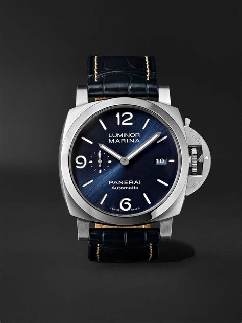 Introducing The Panerai Luminor Marina 44mm (PAM01313).